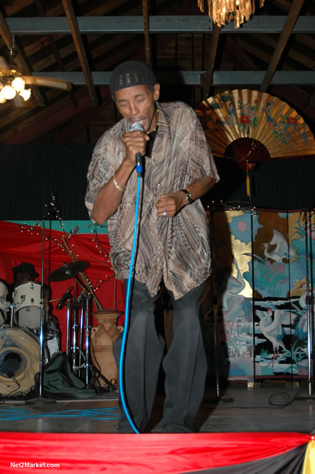 Negril Chamber Of Commerce - 22 Anniversary Dinner & Cabaret Show - Saturday, April 23, 2005 at the Negril Hills Golf Club, Sheffield, Westmoreland, Jamaica - Photos - Negril Travel Guide, Negril Jamaica WI - http://www.negriltravelguide.com - info@negriltravelguide.com...!