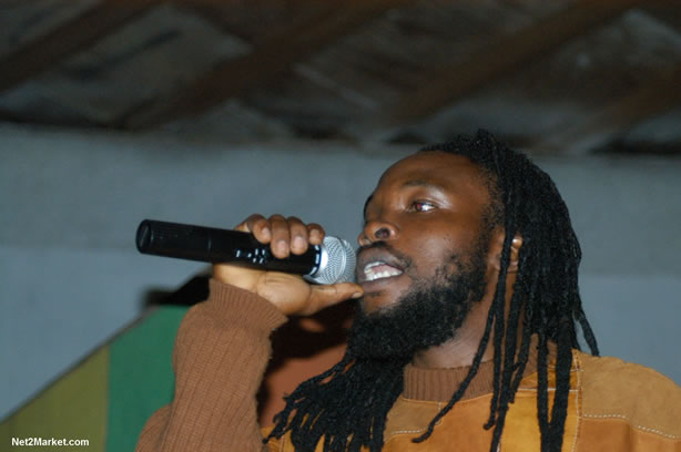 Reggae Superstar - Bush Man @ Bourbon Beach with Boddy Dread & Singing Honour - Presented by Our Music Promotions - Omar & Ama-Donna - Saturday, May 14, 2005 - Negril Travel Guide, Negril Jamaica WI - http://www.negriltravelguide.com - info@negriltravelguide.com...!