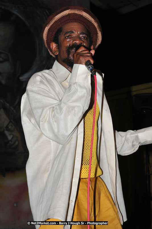  Coco Tea & Silver Cat at Bourbon Beach - Money Cologne Promotions presents The Growning of Coco Tea & Silver Cat at Bourbon Beach, Norman Manley Boulevard, Negril , Westmoreland, Jamaica W.I. - Monday, April 14, 2008 - Photographs by Barry J. Hough Sr. Photojournalist/Photograper - Photographs taken with a Nikon D70, D100, or D300 - Negril Travel Guide, Negril Jamaica WI - http://www.negriltravelguide.com - info@negriltravelguide.com...!