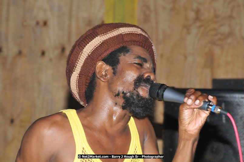  Coco Tea & Silver Cat at Bourbon Beach - Money Cologne Promotions presents The Growning of Coco Tea & Silver Cat at Bourbon Beach, Norman Manley Boulevard, Negril , Westmoreland, Jamaica W.I. - Monday, April 14, 2008 - Photographs by Net2Market.com - Barry J. Hough Sr, Photographer - Photos taken with a Nikon D300 - Negril Travel Guide, Negril Jamaica WI - http://www.negriltravelguide.com - info@negriltravelguide.com...!