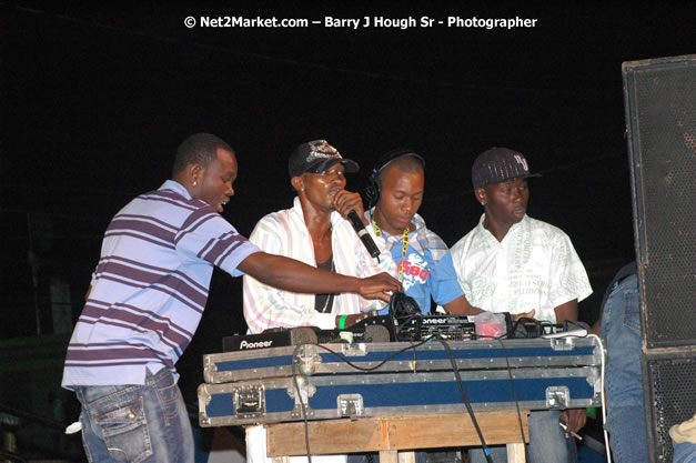 Cross De Harbour @ Lucea Car Park presented by Linkz Entertainment in association with Lucea Chamber of Commerce - Featuring Freddy Mc Gregor, Iley Dread, Mr. Vegas, Lt. Elmo, Champagne, Merital, CC, Brillant, TQ, Mad Dog, Chumps - Lucea, Hanover, Jamaica - Negril Travel Guide.com, Negril Jamaica WI - http://www.negriltravelguide.com - info@negriltravelguide.com...!