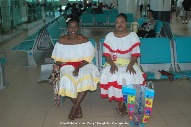 MBJ Airports Limited Welcomes WestJet Airlines - Inaugural Scheduled Service From Toronto Pearsons International Airport - Monday, December 10, 2007 - Sangster International Airport - MBJ Airports Limited, Montego Bay, Jamaica W.I. - Photographs by Net2Market.com - Barry J. Hough Sr, Photographer - Negril Travel Guide, Negril Jamaica WI - http://www.negriltravelguide.com - info@negriltravelguide.com...!