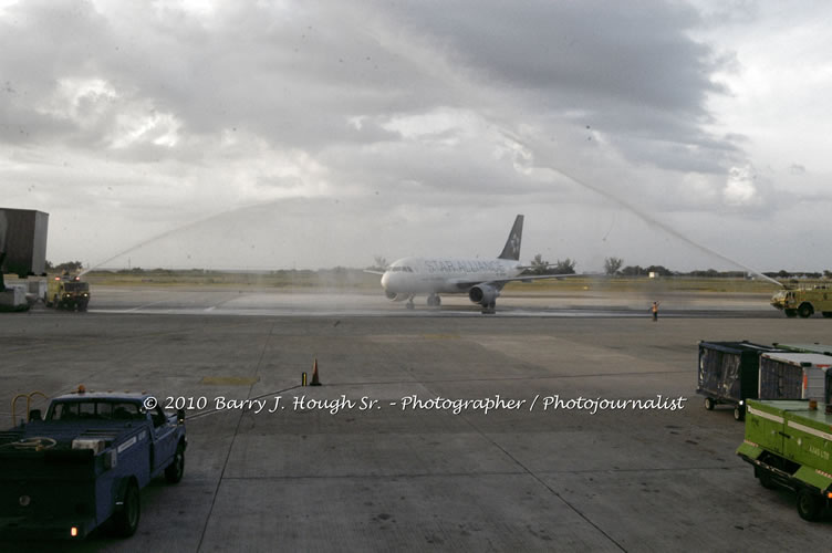 US Airways Inaugurtes New Service from Phoenix Sky Harbor International Airport to Sangster International Airport, Friday, December 18, 2009, Sangster International Airport, Montego Bay, St. James, Jamaica W.I. - Photographs by Net2Market.com - Barry J. Hough Sr, Photographer/Photojournalist - The Negril Travel Guide - Negril's and Jamaica's Number One Concert Photography Web Site with over 40,000 Jamaican Concert photographs Published -  Negril Travel Guide, Negril Jamaica WI - http://www.negriltravelguide.com - info@negriltravelguide.com...!