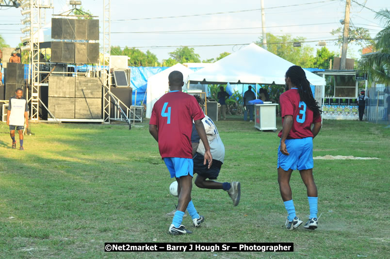 Marley Magic Traffic Jam - Celebrity Football @ Spring Break - Saturday, March 21, 2009 - Also Featuring: Kelley, Capleton, Junior Reid, Spragga Benz, Wayne Marshall, Munga, Romaine Virgo,Embee, Bango Herman, Flava K, Whisky Baggio, Andrew and Wadda Blood, Black Am I, Packa, Venue at Waz Beach, Norman Manley Boulevard, Negril Westmoreland, Jamaica - Saturday, March 21, 2009 - Photographs by Net2Market.com - Barry J. Hough Sr, Photographer/Photojournalist - Negril Travel Guide, Negril Jamaica WI - http://www.negriltravelguide.com - info@negriltravelguide.com...!