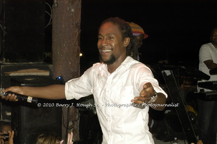 JAH Cure - Live In Concert @ Negril Escape Resort and Spa, December 15, 2009, One Love Drive, West End, Negril, Westmoreland, Jamaica W.I. - Photographs by Net2Market.com - Barry J. Hough Sr, Photographer/Photojournalist - Negril Travel Guide, Negril Jamaica WI - http://www.negriltravelguide.com - info@negriltravelguide.com...!