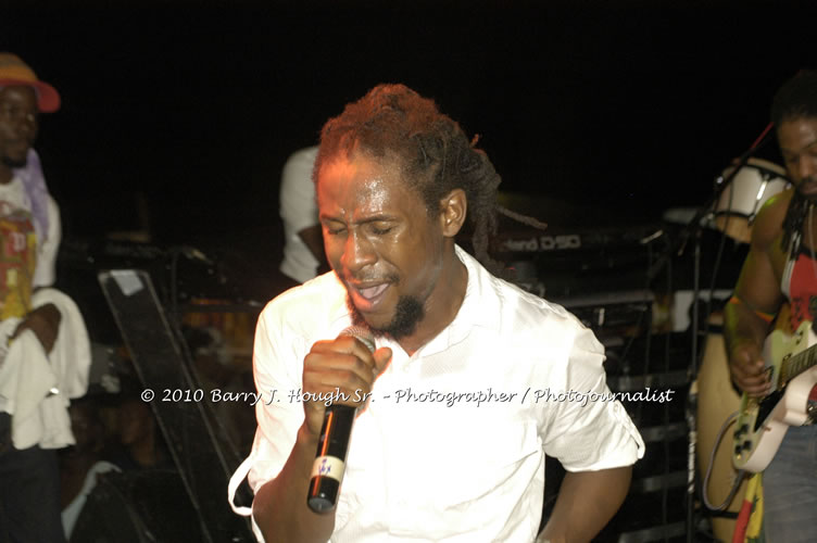 JAH Cure - Live In Concert @ Negril Escape Resort and Spa, December 15, 2009, One Love Drive, West End, Negril, Westmoreland, Jamaica W.I. - Photographs by Net2Market.com - Barry J. Hough Sr, Photographer/Photojournalist - Negril Travel Guide, Negril Jamaica WI - http://www.negriltravelguide.com - info@negriltravelguide.com...!