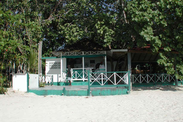 A Photo Walk along Negril's Famous Seven Mile Beach - Negril Travel Guide, Negril Jamaica WI - http://www.negriltravelguide.com - info@negriltravelguide.com...!