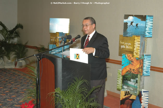 Red Cap Porters Awards - Minister of Tourism, Hon. Edmund Bartlett - Director of Tourism, Basil Smith - Friday, December 14, 2007 - Holiday Inn Sunspree, Montego Bay, Jamaica W.I. - Photographs by Net2Market.com - Barry J. Hough Sr, Photographer - Negril Travel Guide, Negril Jamaica WI - http://www.negriltravelguide.com - info@negriltravelguide.com...!