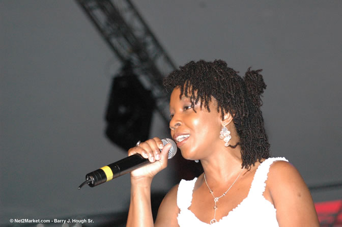 Toots and The Maytails - Red Stripe Reggae Sumfest 2005 - International Night #2 - July 23th, 2005 - Negril Travel Guide, Negril Jamaica WI - http://www.negriltravelguide.com - info@negriltravelguide.com...!