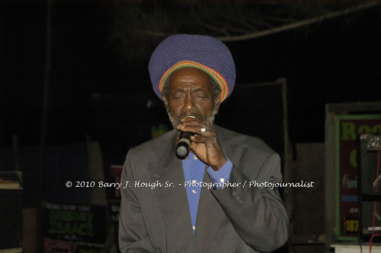 Toots and the Maytals - Grammy Award Winner @ Negril Fest - Presented by Money Cologne Promotions - Special Guest Star Jamaica Michael Jackson, Stama, Adeebe - Backed by Hurricane Band, MC Rev. BB on January 6, 2010 @ Roots Bamboo, Norman Manley Boulevard, Negril, Westmoreland, Jamaica W.I. - Photographs by Net2Market.com - Barry J. Hough Sr, Photographer/Photojournalist - The Negril Travel Guide - Negril's and Jamaica's Number One Concert Photography Web Site with over 40,000 Jamaican Concert photographs Published -  Negril Travel Guide, Negril Jamaica WI - http://www.negriltravelguide.com - info@negriltravelguide.com...!