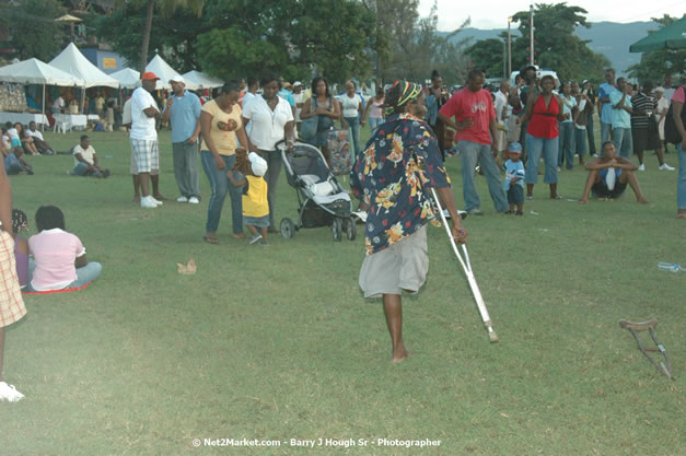 The Ministry of Toursim & The Jamaica Tourist Board present Tourism Awareness Concert in Commemoration of the Start of the 07/08 Winter Tourist Season - Guest Performers: Third World, Tessane Chin, Etana, Assassin, One Third, Christopher Martin, Gumption Band - Saturday, December 15, 2007 - Old Hospital Site, on the Hip Strip, Montego Bay, Jamaica W.I. - Photographs by Net2Market.com - Barry J. Hough Sr, Photographer - Negril Travel Guide, Negril Jamaica WI - http://www.negriltravelguide.com - info@negriltravelguide.com...!